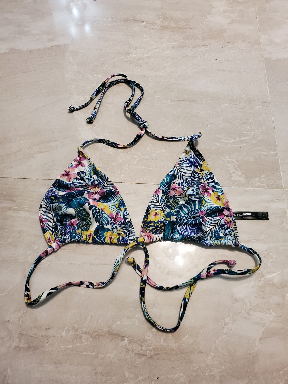 Woma's Floral Triangle Bikini Top - Tropical Print